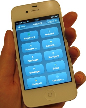 tidBANK mobil lar deg registrere hvor som helst - her via en iPhone 4S